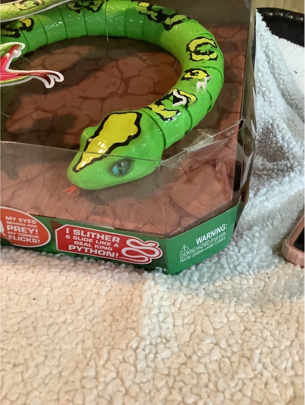 Zuru Robo Alive Slithering Python Toy - Picture 2 of 6